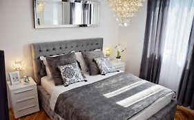 Luxurious Apartment Majda, 2 Bathrooms And Free Parking